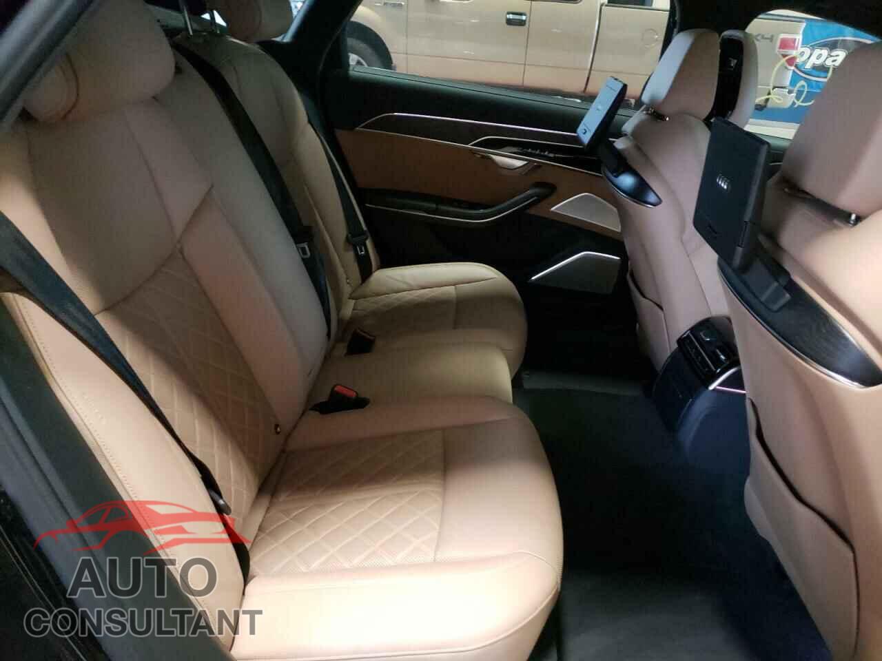 AUDI A8 2019 - WAU8DAF85KN001822