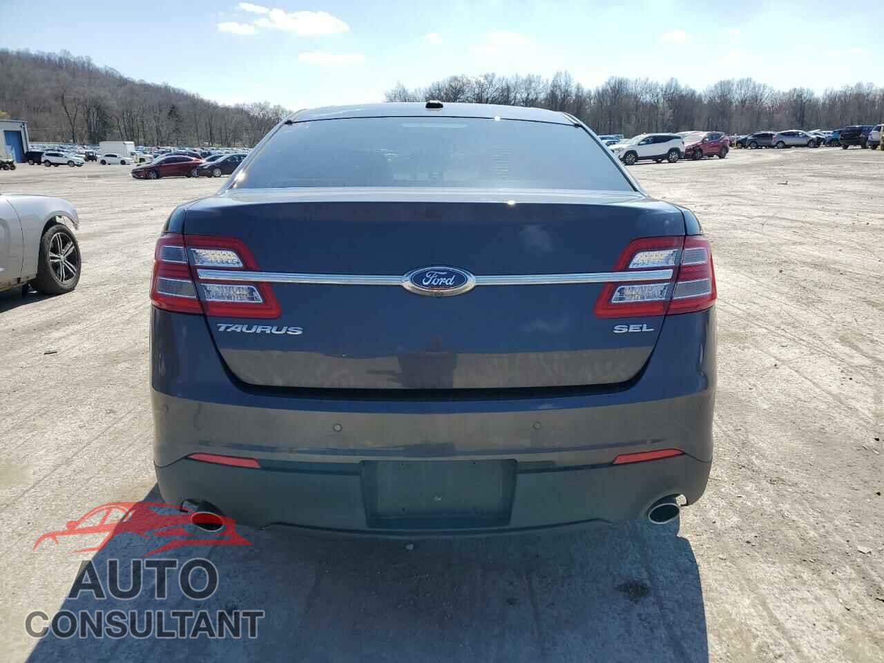 FORD TAURUS 2017 - 1FAHP2E83HG138178