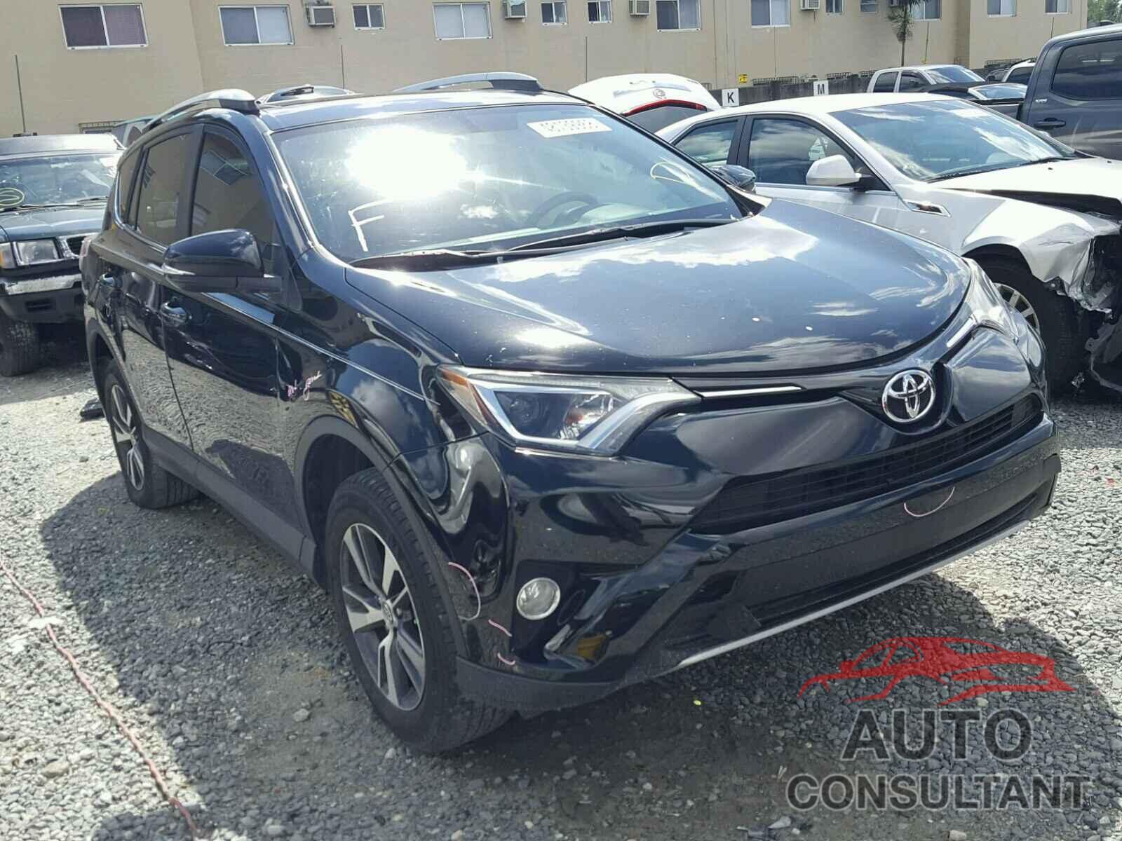 TOYOTA RAV4 XLE 2016 - 2T3WFREVXGW244357