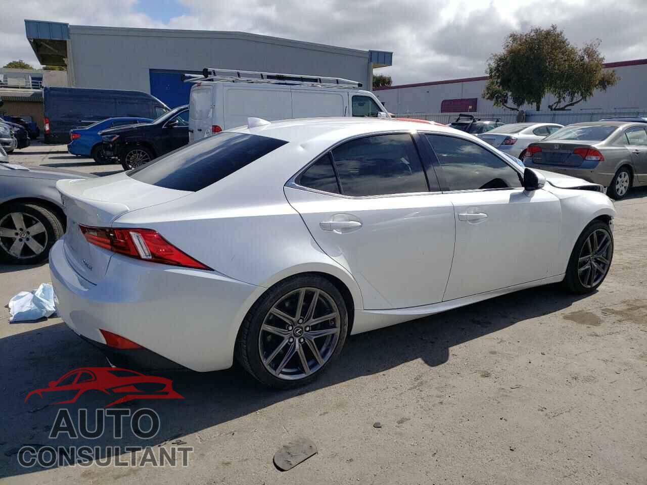 LEXUS IS 2016 - JTHBA1D2XG5038063