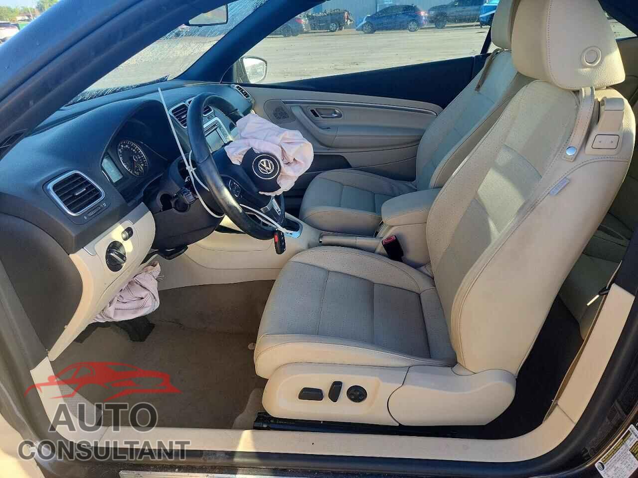 VOLKSWAGEN EOS 2015 - WVWBW8AH1FV003754
