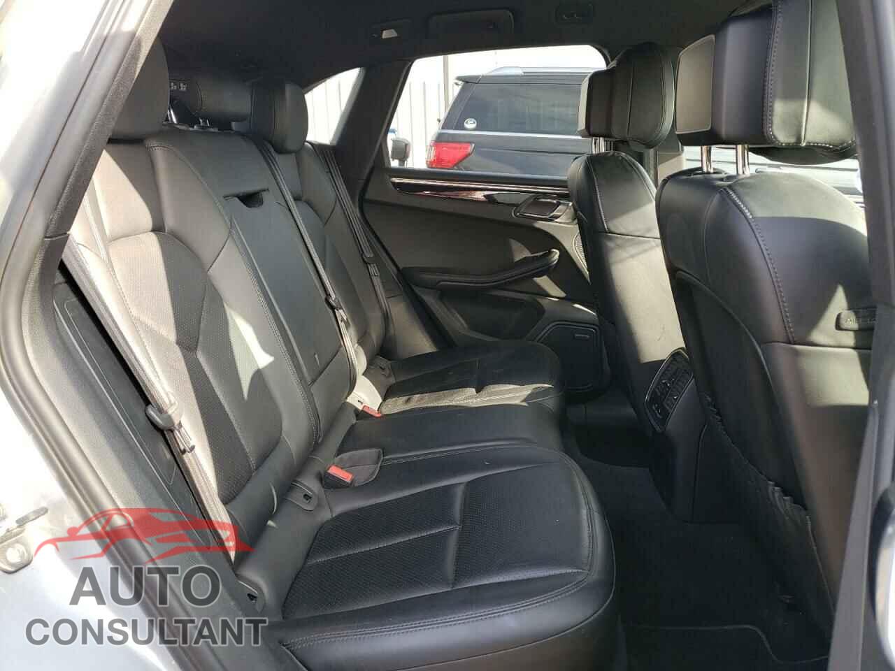 PORSCHE MACAN 2016 - WP1AB2A54GLB57123