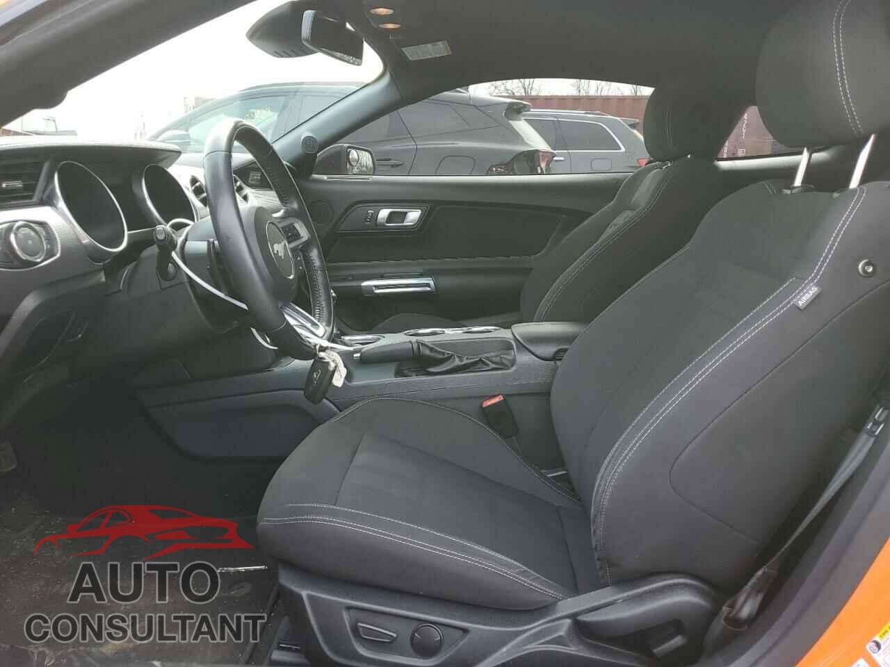 FORD MUSTANG 2021 - 1FA6P8CF5M5112702