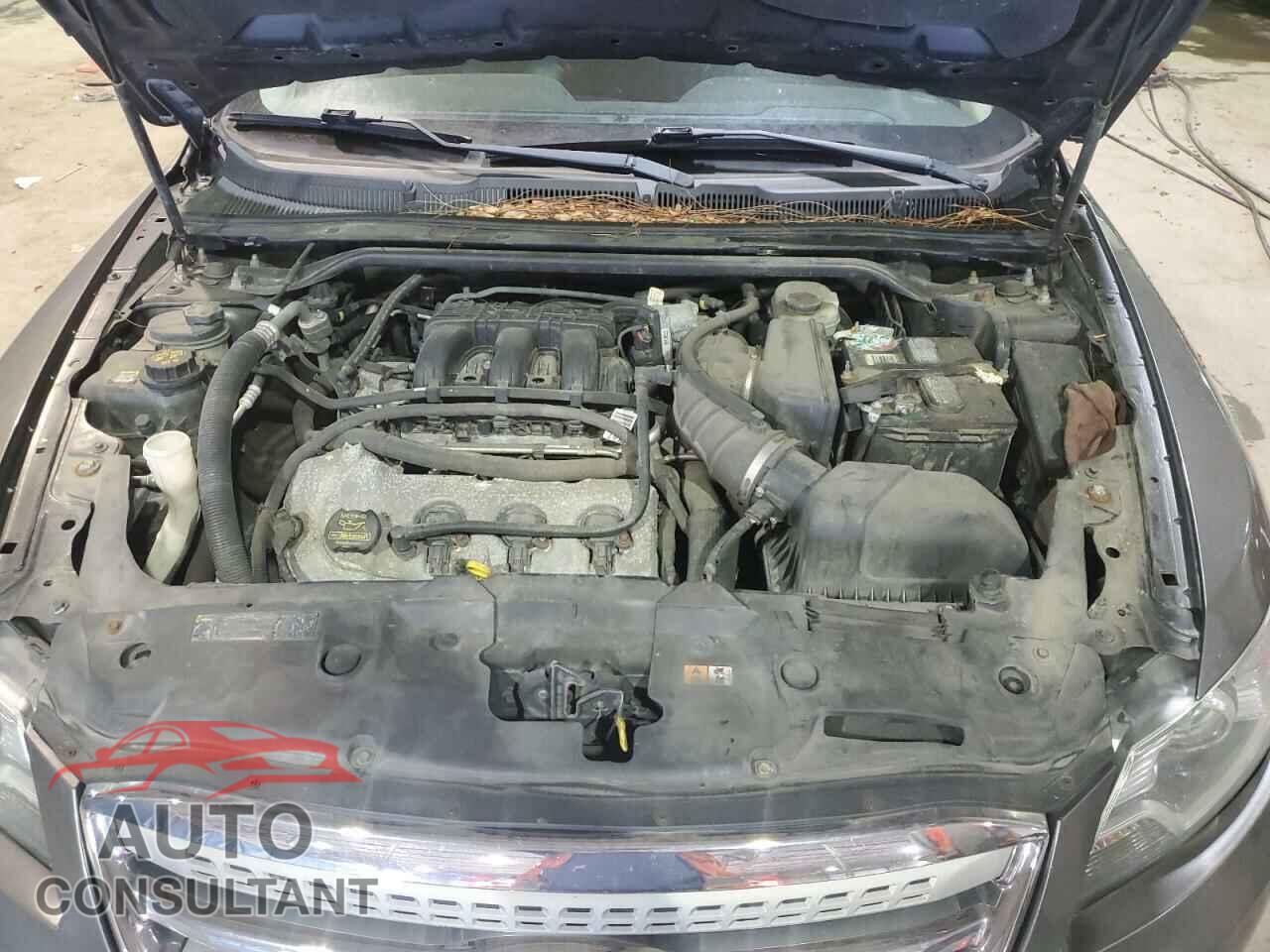 FORD TAURUS 2012 - 1FAHP2FW2CG126836