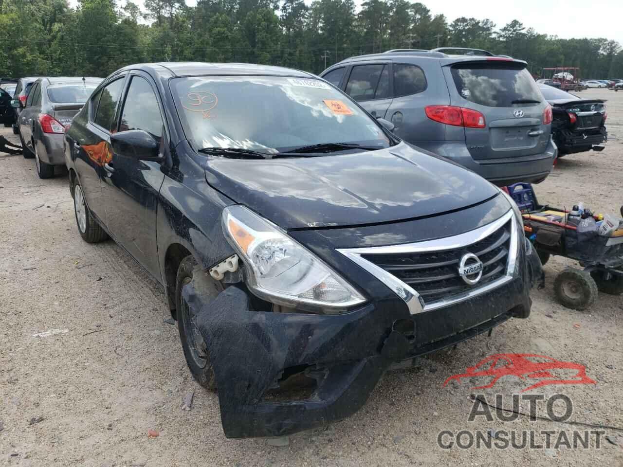 NISSAN VERSA 2017 - 3N1CN7AP4HL808677