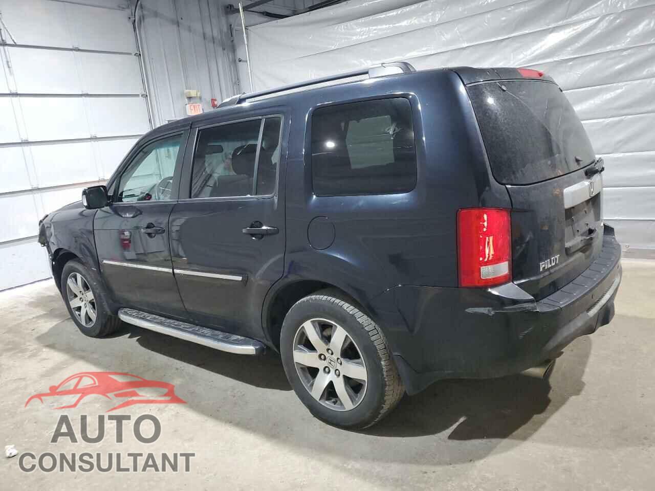 HONDA PILOT 2013 - 5FNYF4H99DB084595
