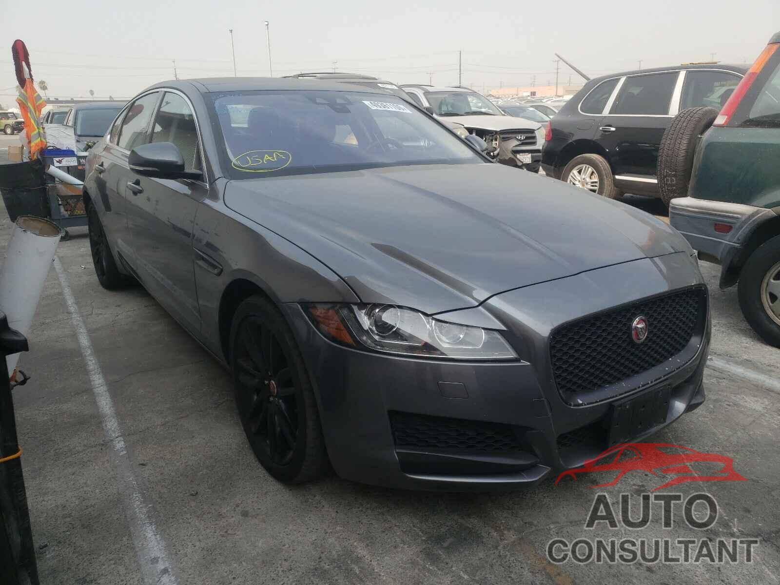 JAGUAR XF 2017 - SAJBE4BV6HCY34716