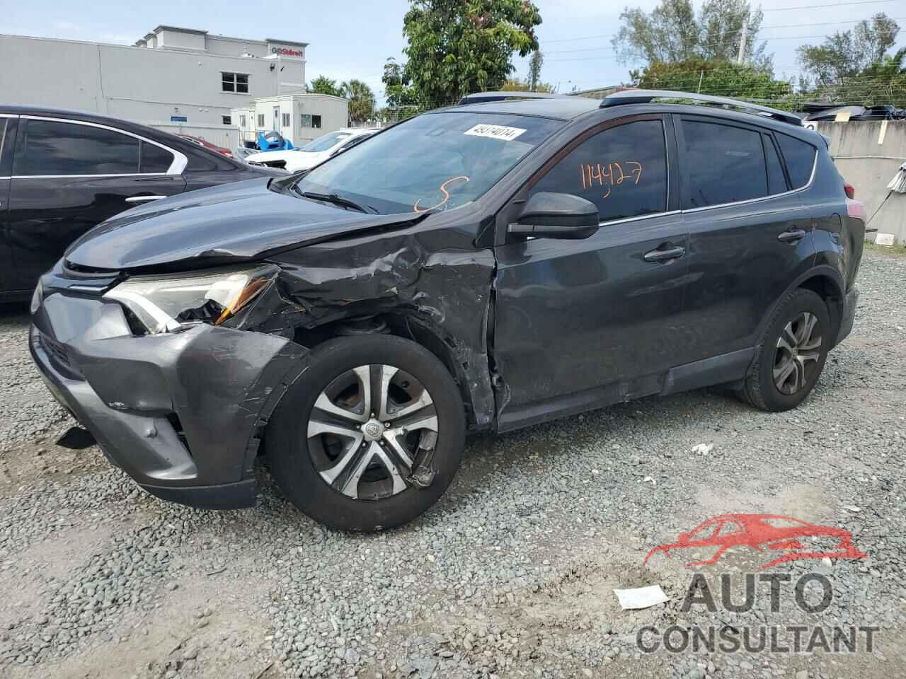 TOYOTA RAV4 2017 - JTMZFREV5HJ120347