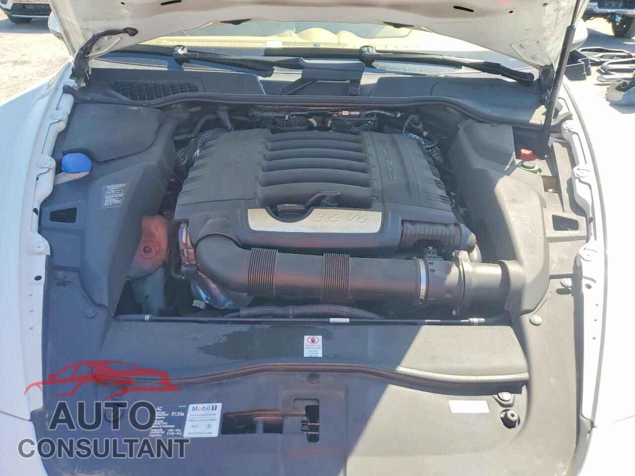 PORSCHE CAYENNE 2013 - WP1AA2A24DLA01121