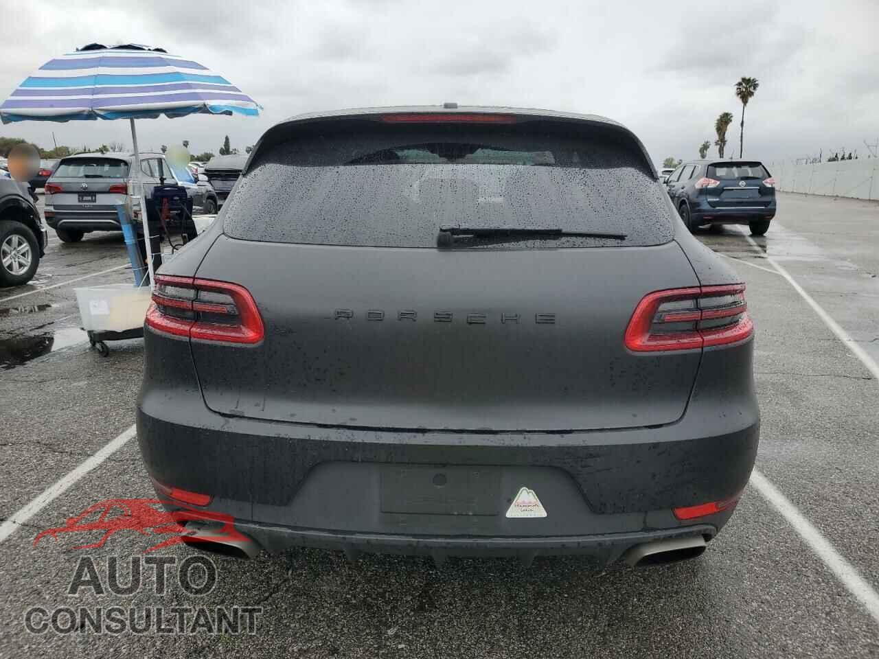 PORSCHE MACAN 2018 - WP1AA2A56JLB07012