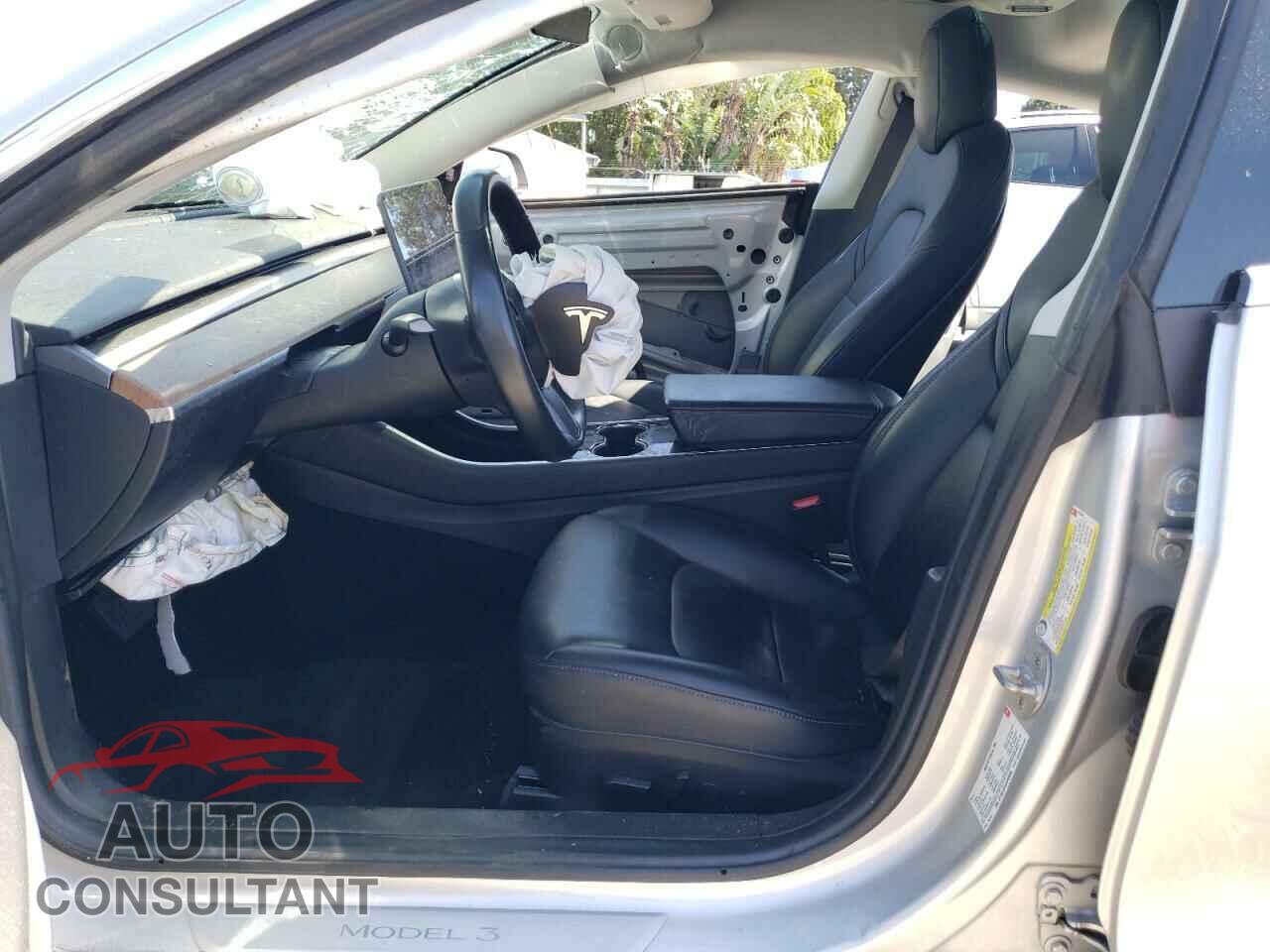 TESLA MODEL 3 2018 - 5YJ3E1EA4JF043958