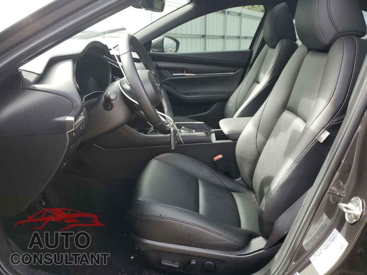 MAZDA 3 2021 - JM1BPBLL5M1403073