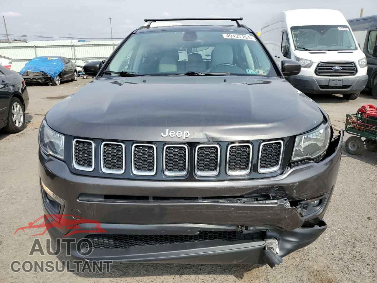 JEEP COMPASS 2018 - 3C4NJDBB2JT150348