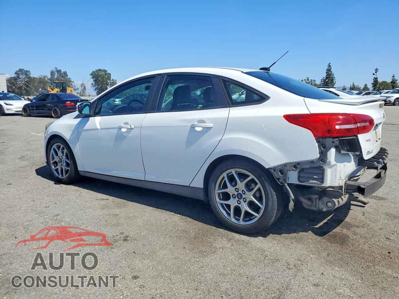 FORD FOCUS 2015 - 1FADP3F25FL231805