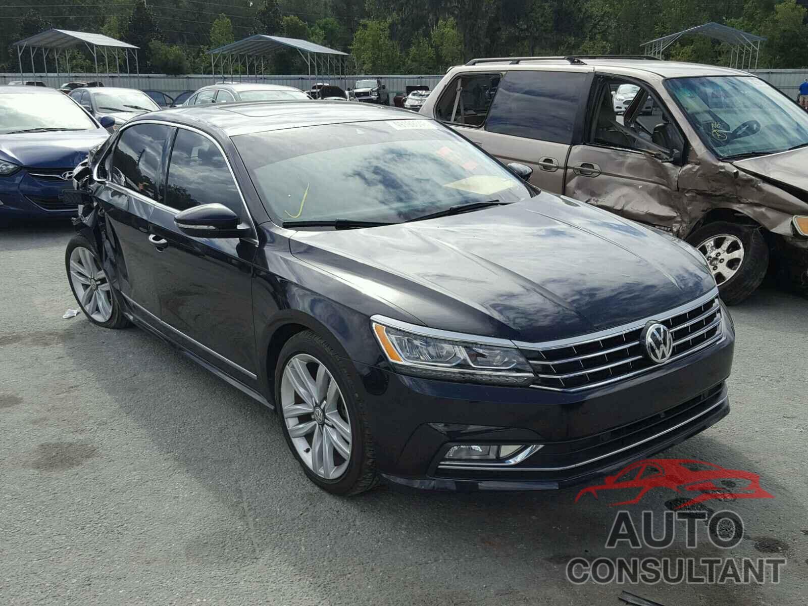 VOLKSWAGEN PASSAT 2017 - 1VWCT7A38HC032028