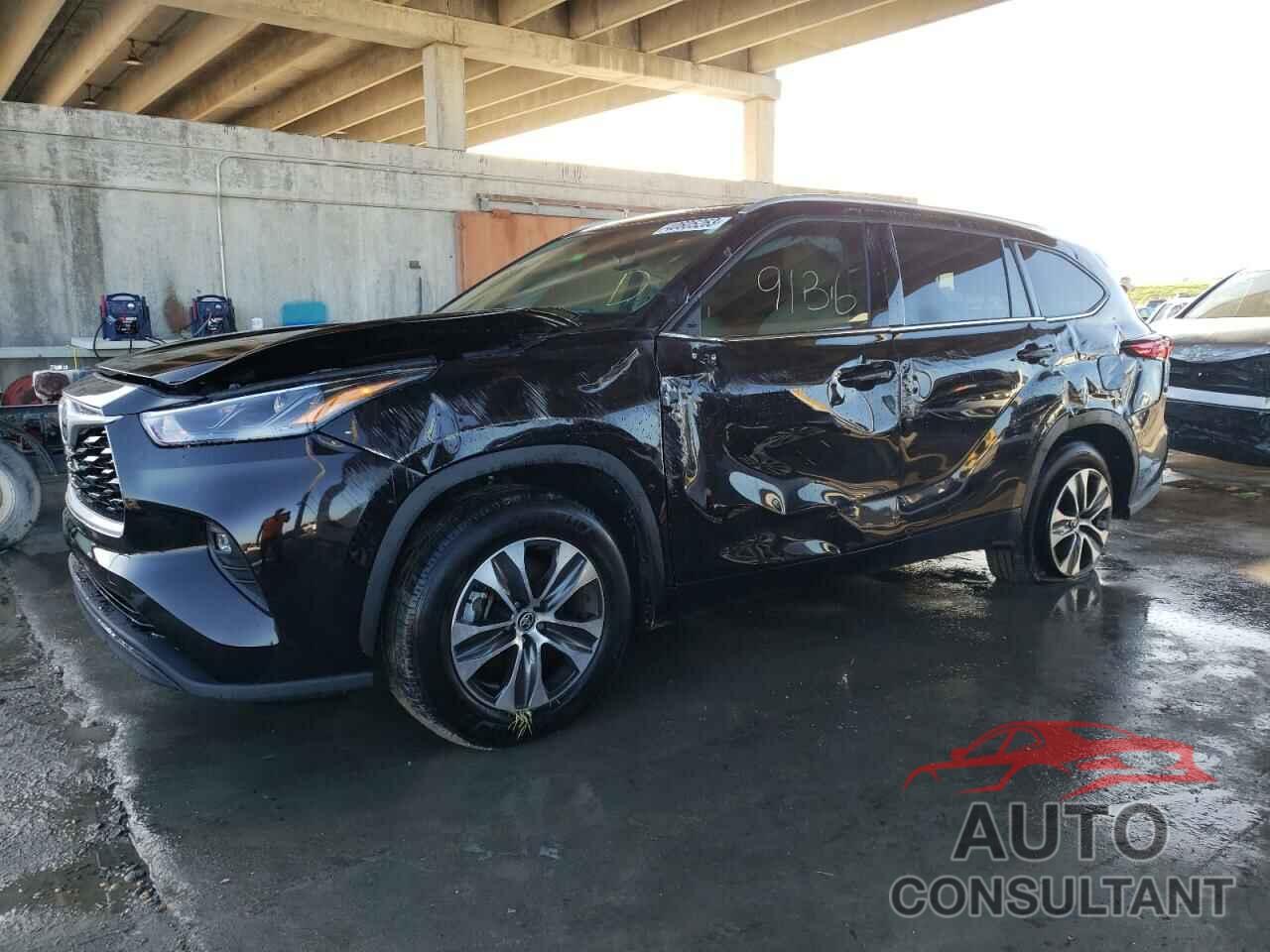 TOYOTA HIGHLANDER 2022 - 5TDGZRAH0NS129177