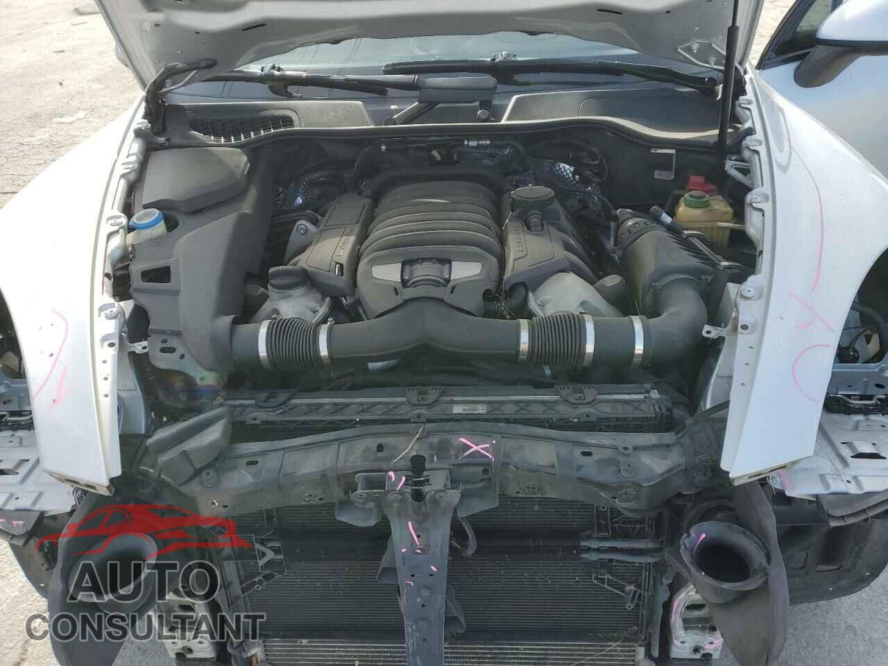 PORSCHE CAYENNE 2013 - WP1AD2A29DLA71477