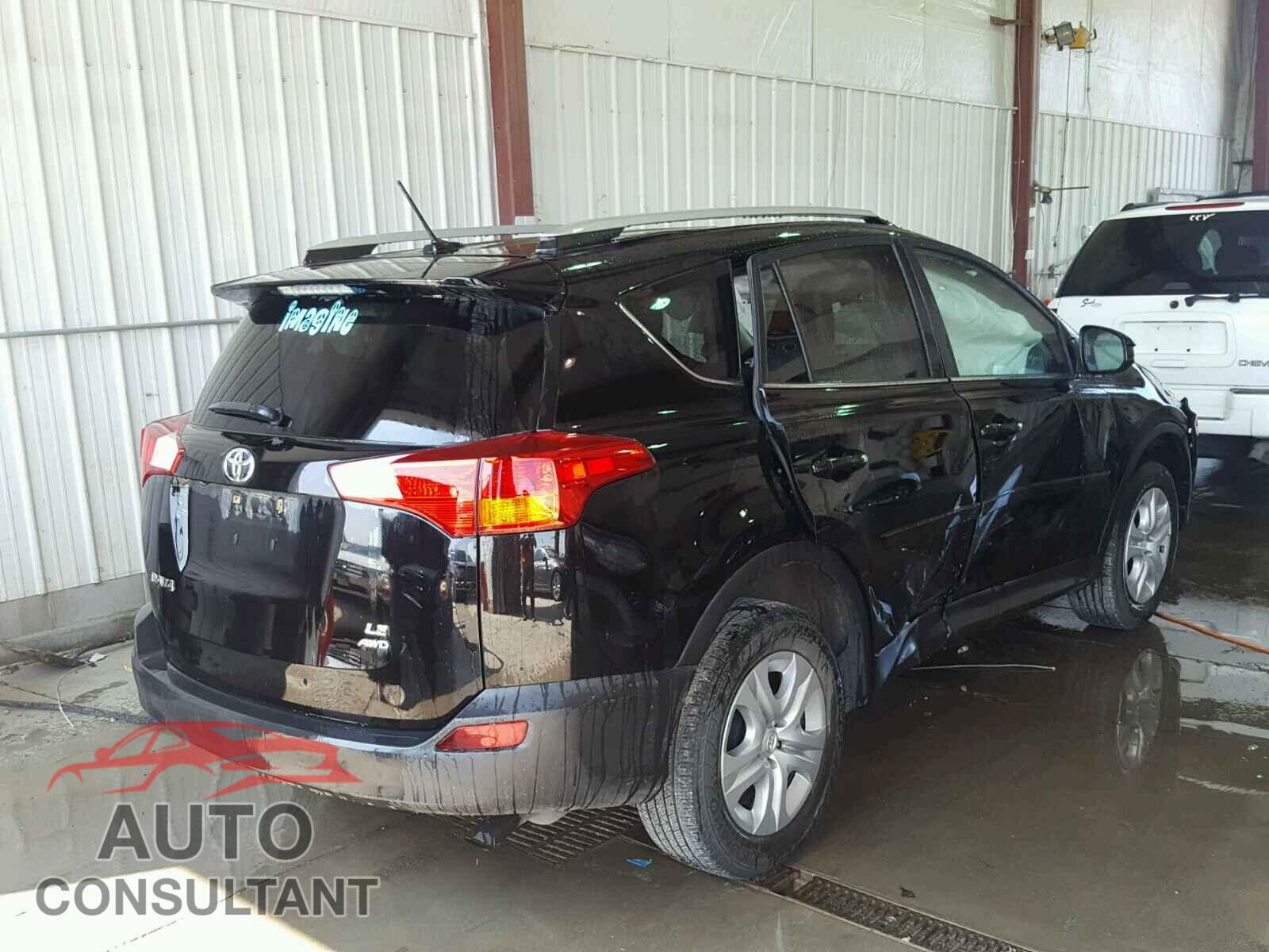 TOYOTA RAV4 LE 2015 - 2T3BFREV2FW255348