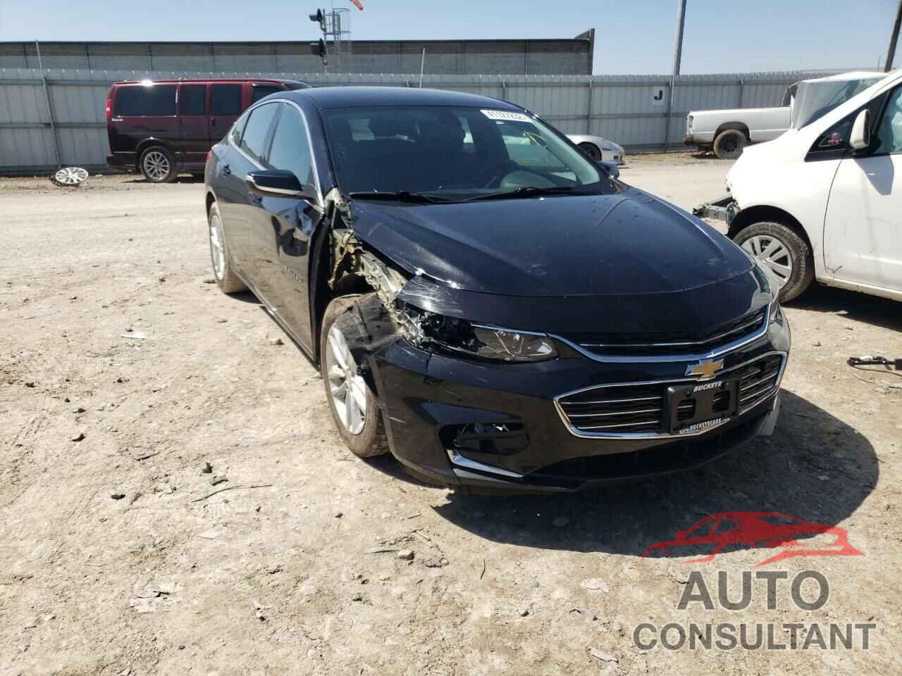 CHEVROLET MALIBU 2017 - 1G1ZE5ST2HF138847