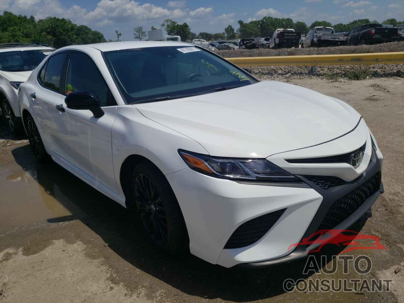 TOYOTA CAMRY 2020 - 4T1G11AK2LU325730