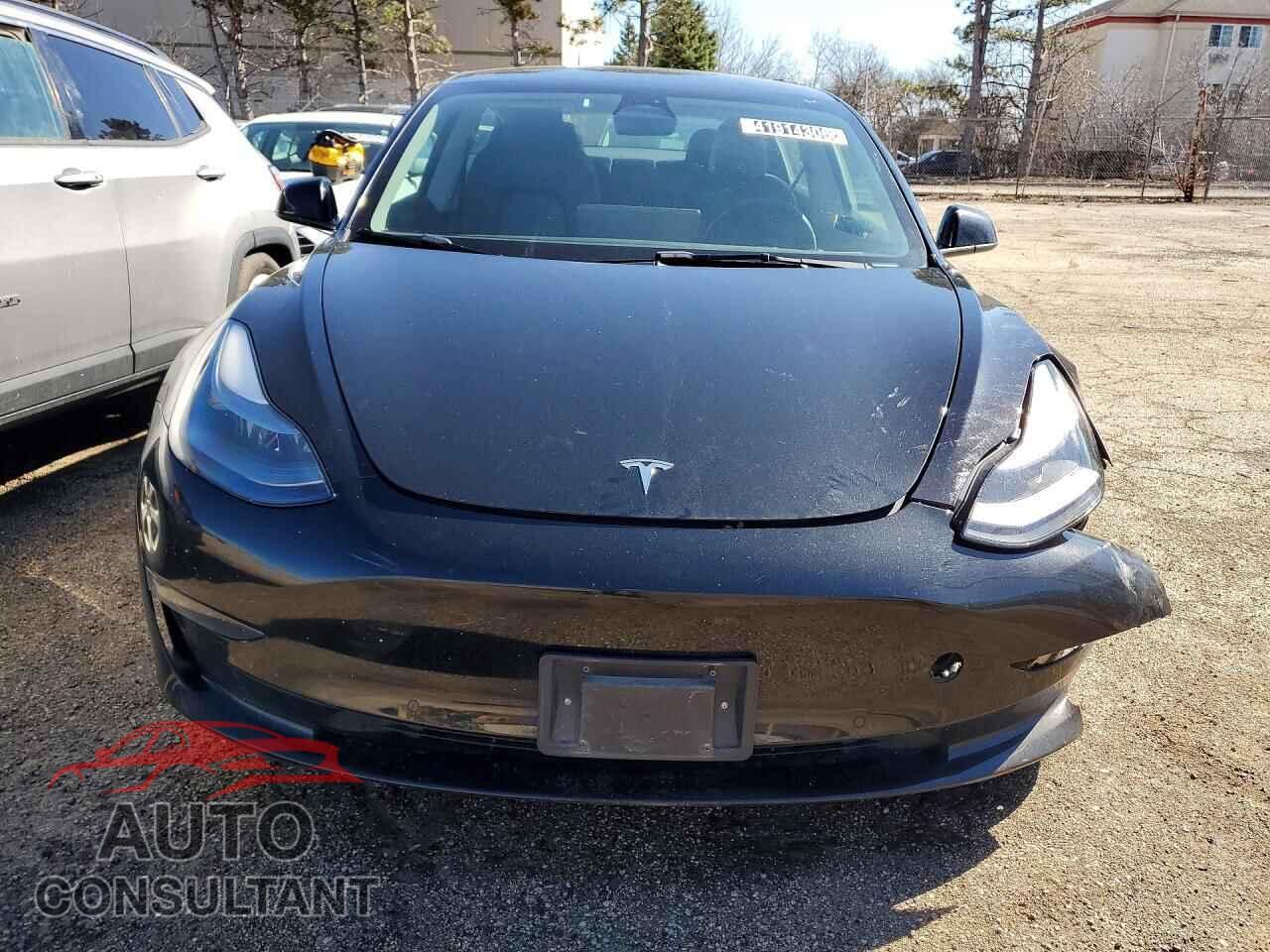 TESLA MODEL 3 2022 - 5YJ3E1EA0NF304864