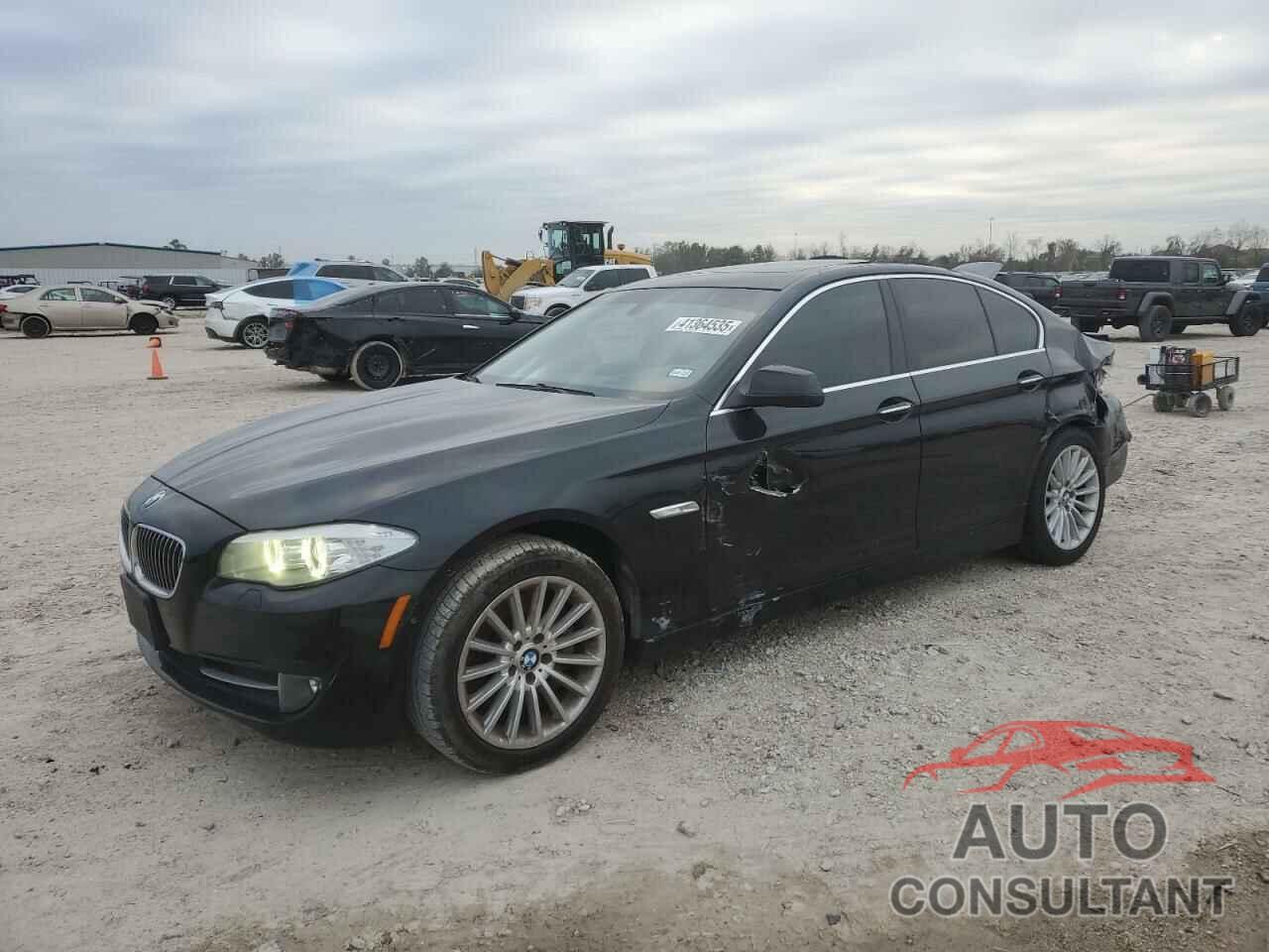 BMW 5 SERIES 2013 - WBAFR7C5XDC819602