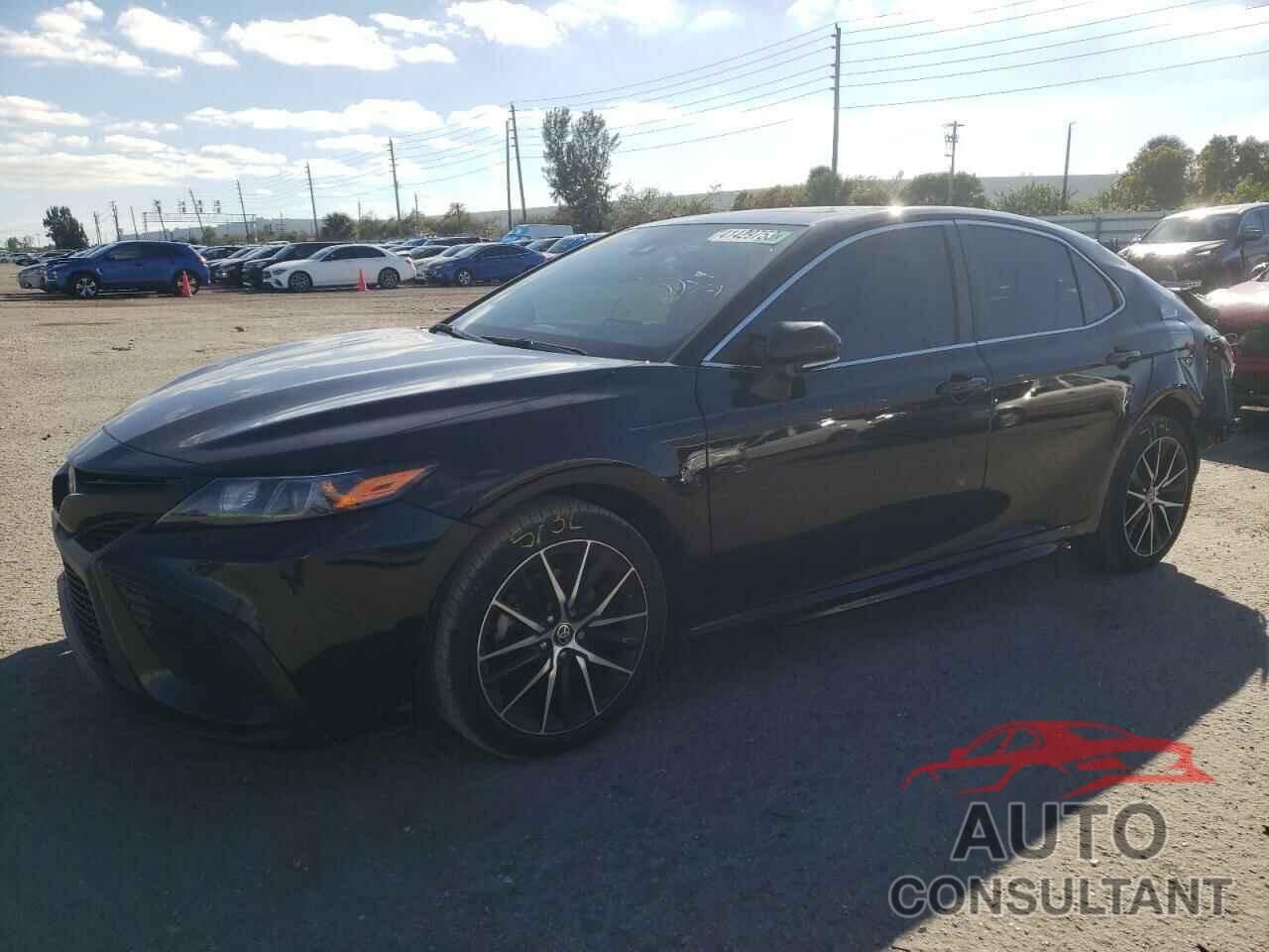 TOYOTA CAMRY 2021 - 4T1G11AK5MU568319