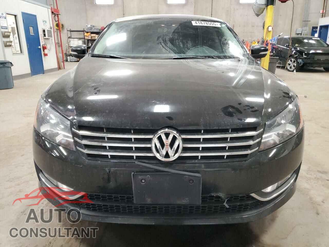 VOLKSWAGEN PASSAT 2015 - 1VWCS7A31FC051780