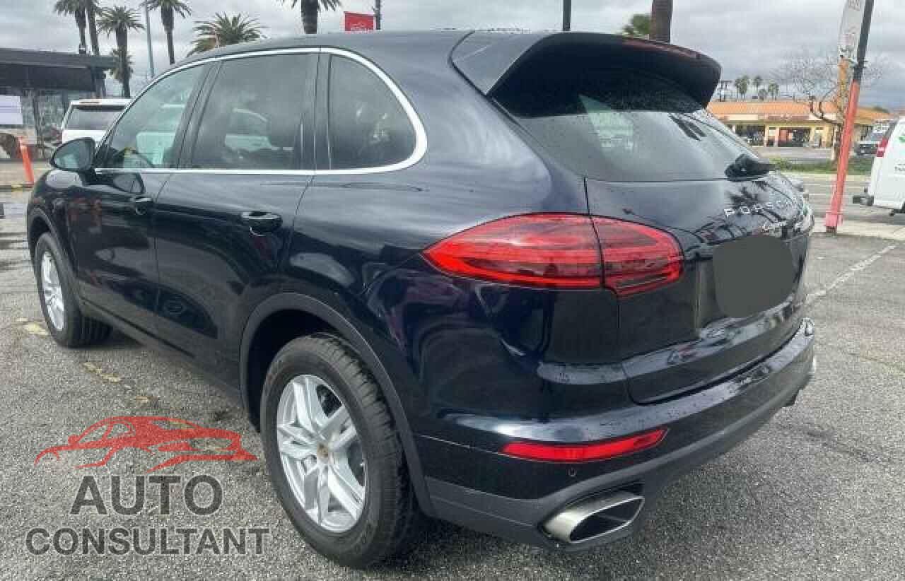 PORSCHE CAYENNE 2016 - WP1AA2A29GLA10711