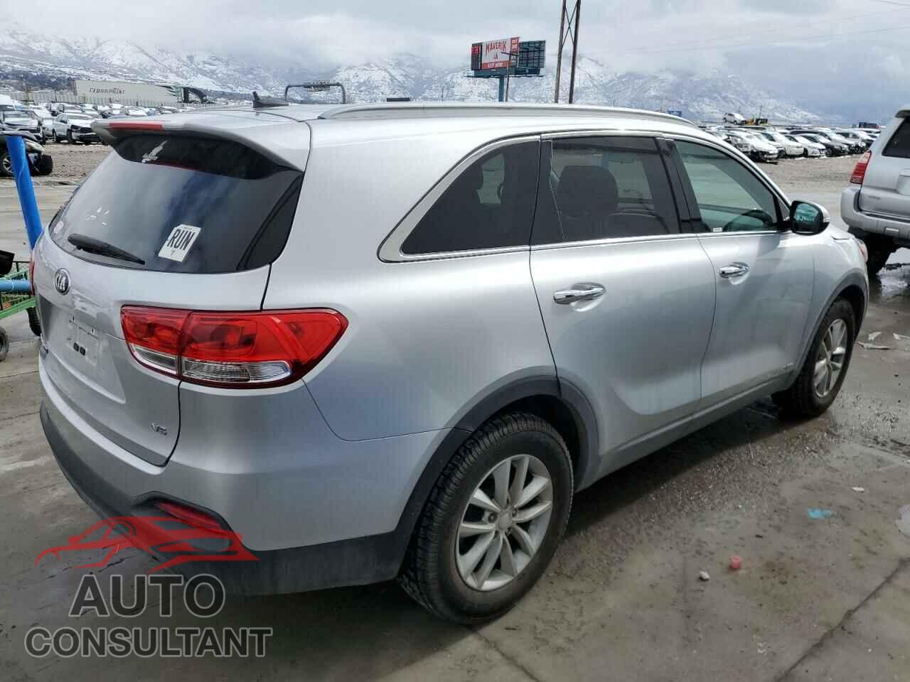 KIA SORENTO 2017 - 5XYPGDA50HG334935