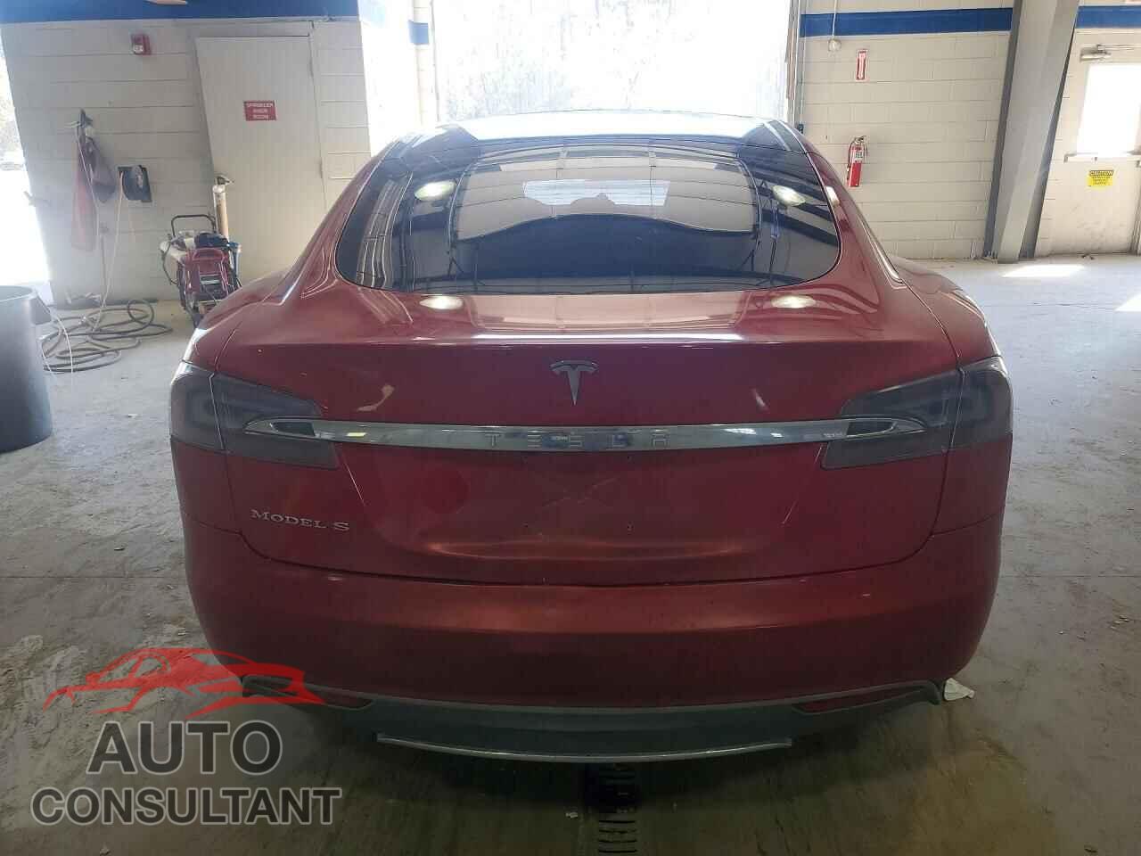 TESLA MODEL S 2014 - 5YJSA1H15EFP66095