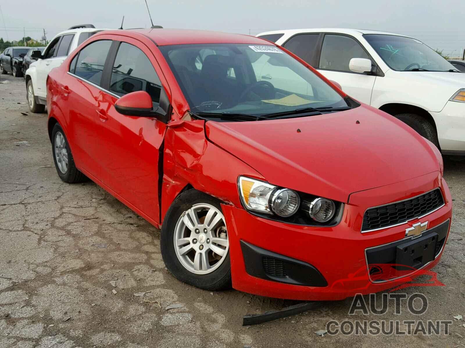 CHEVROLET SONIC 2015 - 1G1JC5SH8F4131750