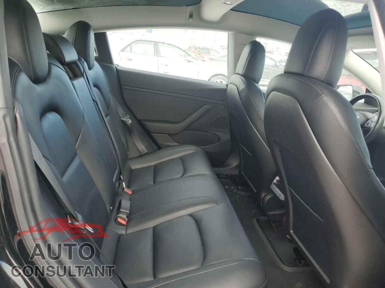 TESLA MODEL 3 2018 - 5YJ3E1EB2JF181054