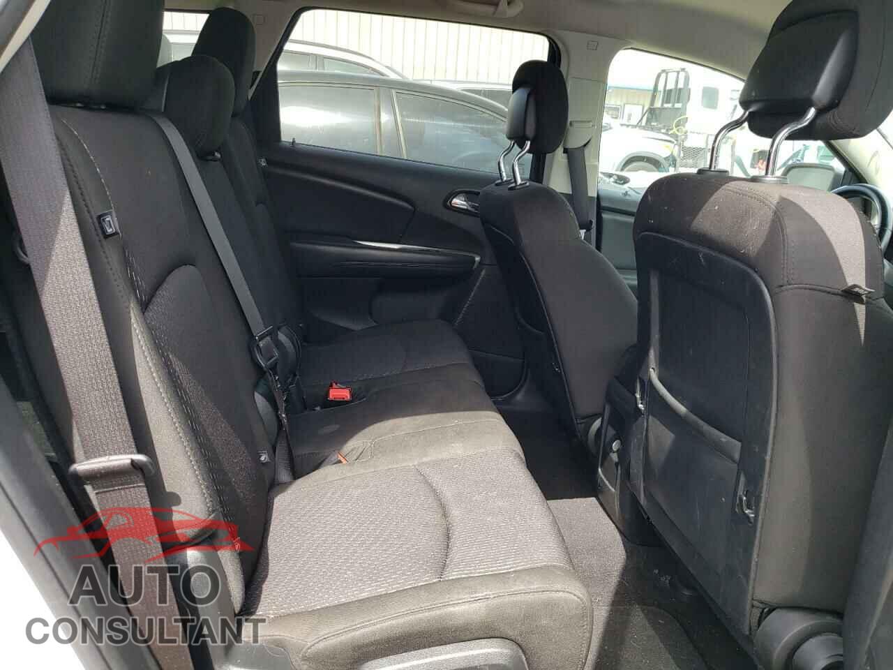 DODGE JOURNEY 2019 - 3C4PDCBB0KT867021