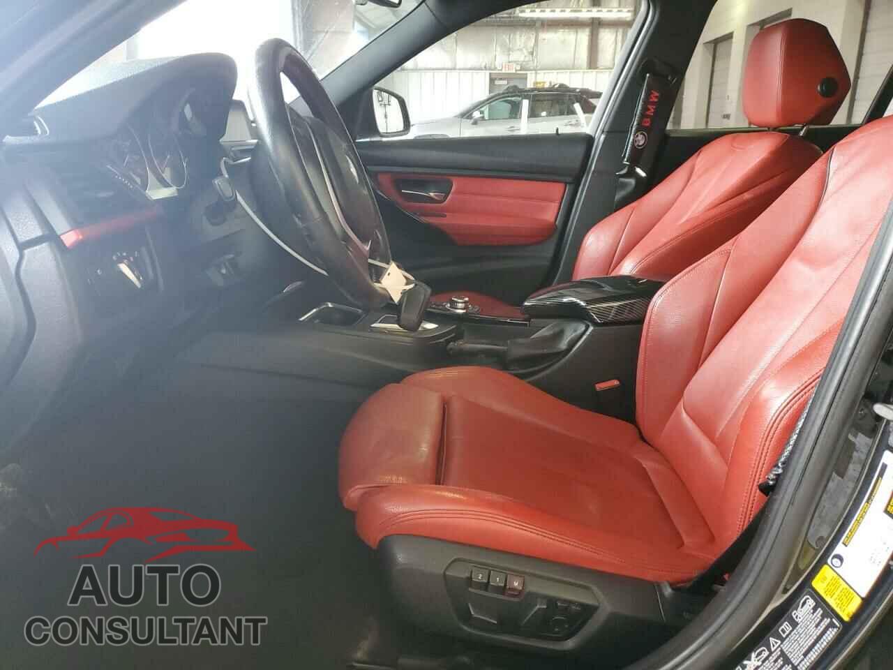 BMW 3 SERIES 2013 - WBA3B3C52DF540949