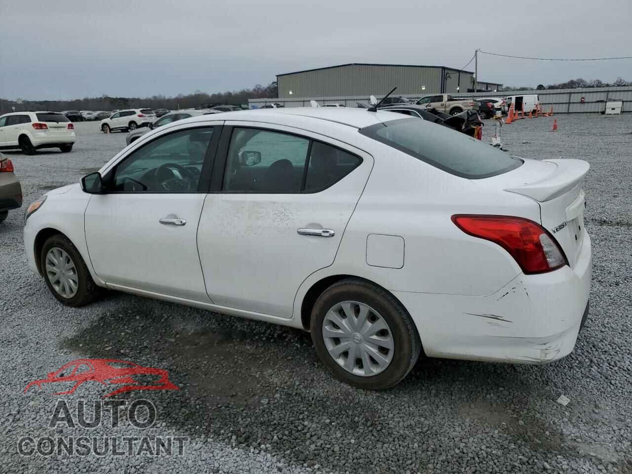 NISSAN VERSA 2019 - 3N1CN7AP7KL852597