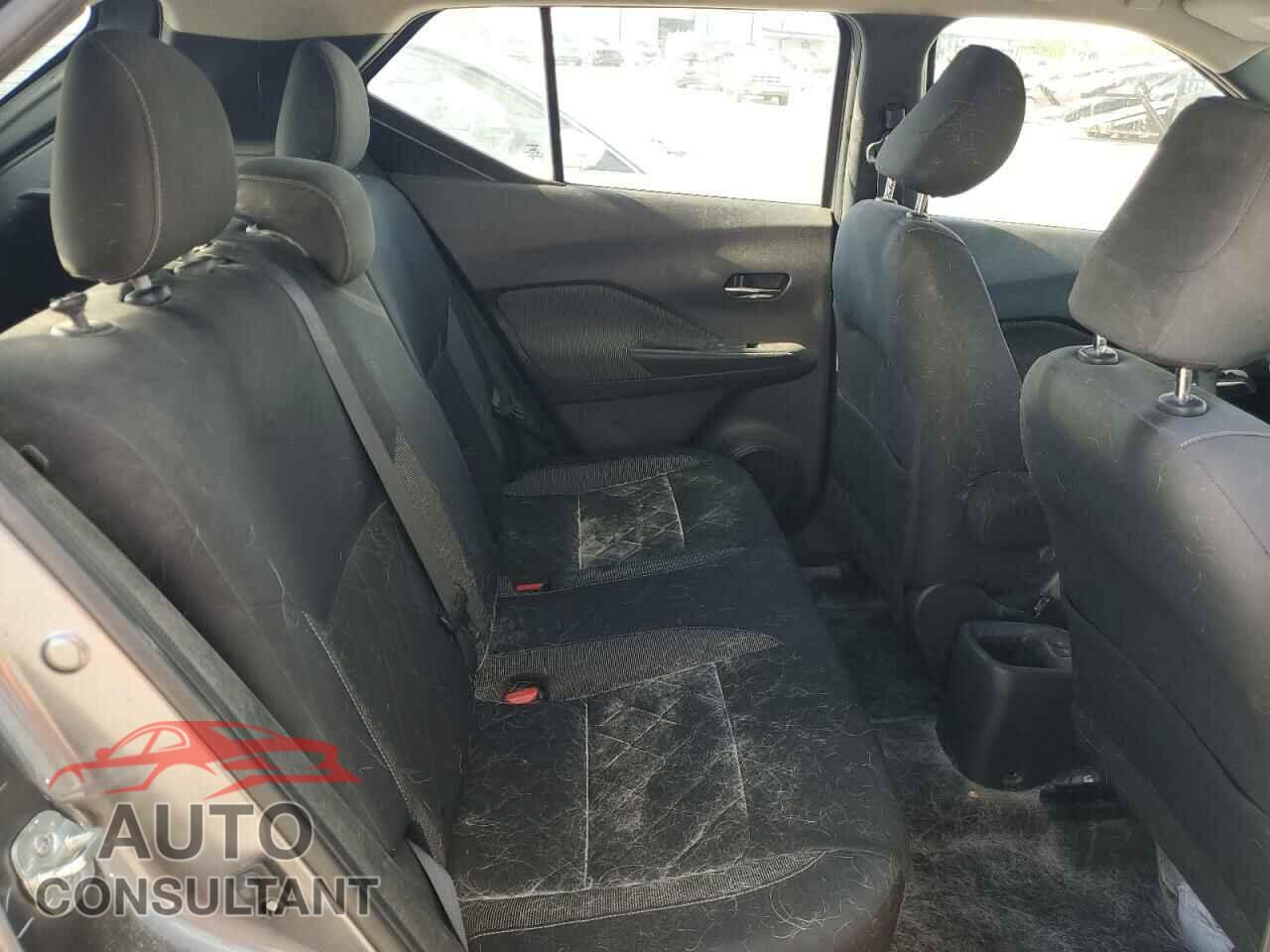 NISSAN KICKS 2019 - 3N1CP5CU3KL504748
