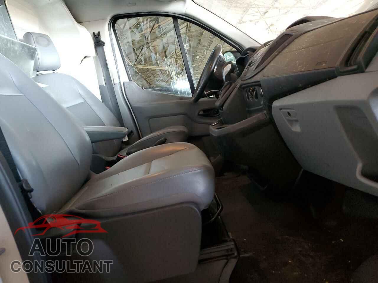 FORD TRANSIT 2019 - 1FTYR2ZM5KKB65480
