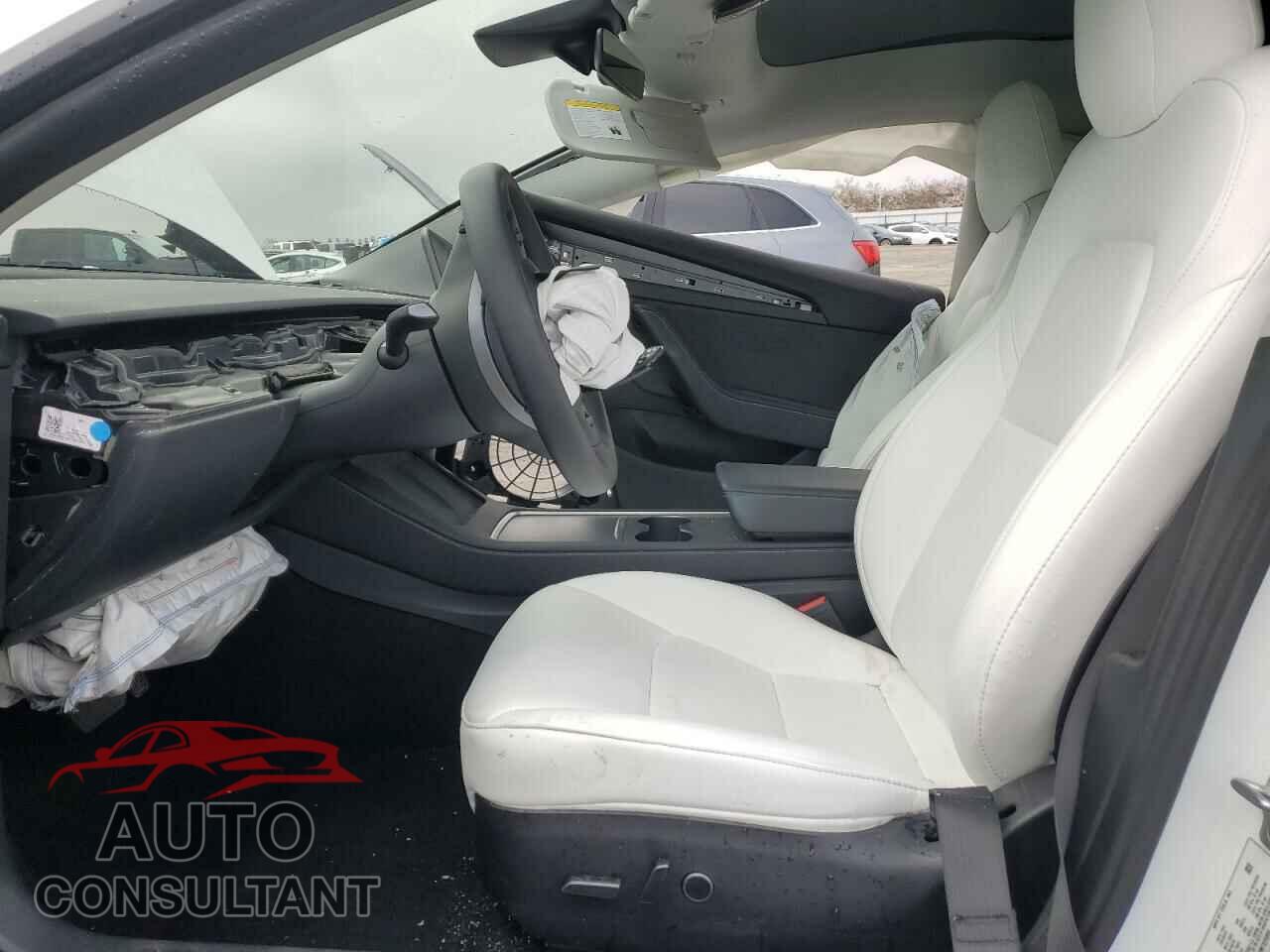 TESLA MODEL 3 2022 - 5YJ3E1EA4NF325880