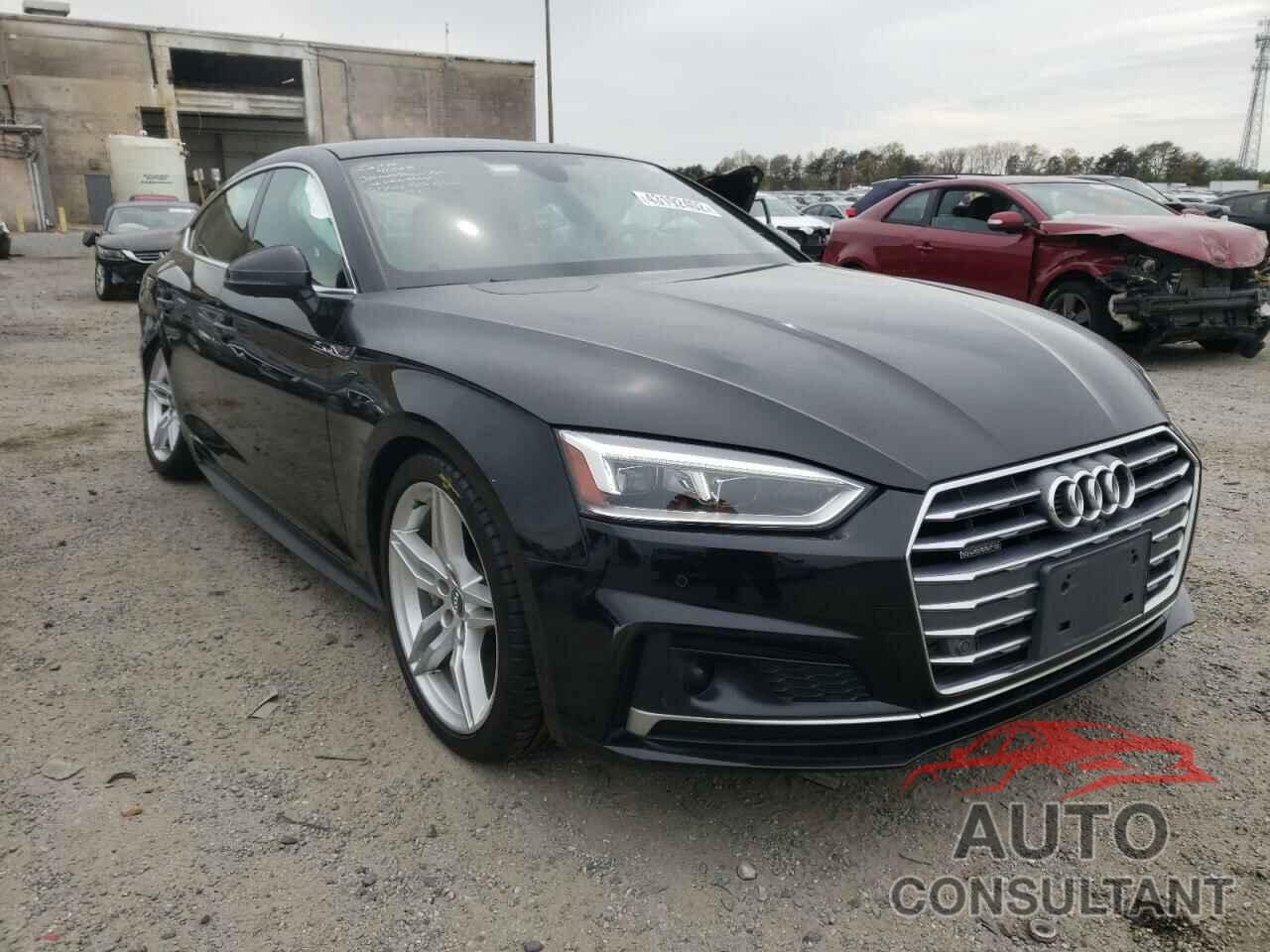 AUDI A5 2018 - WAUFNCF55JA008121