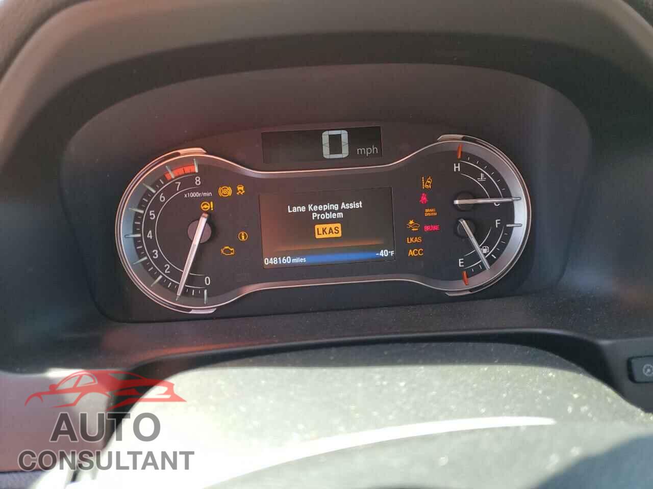 HONDA PILOT 2018 - 5FNYF5H96JB020404