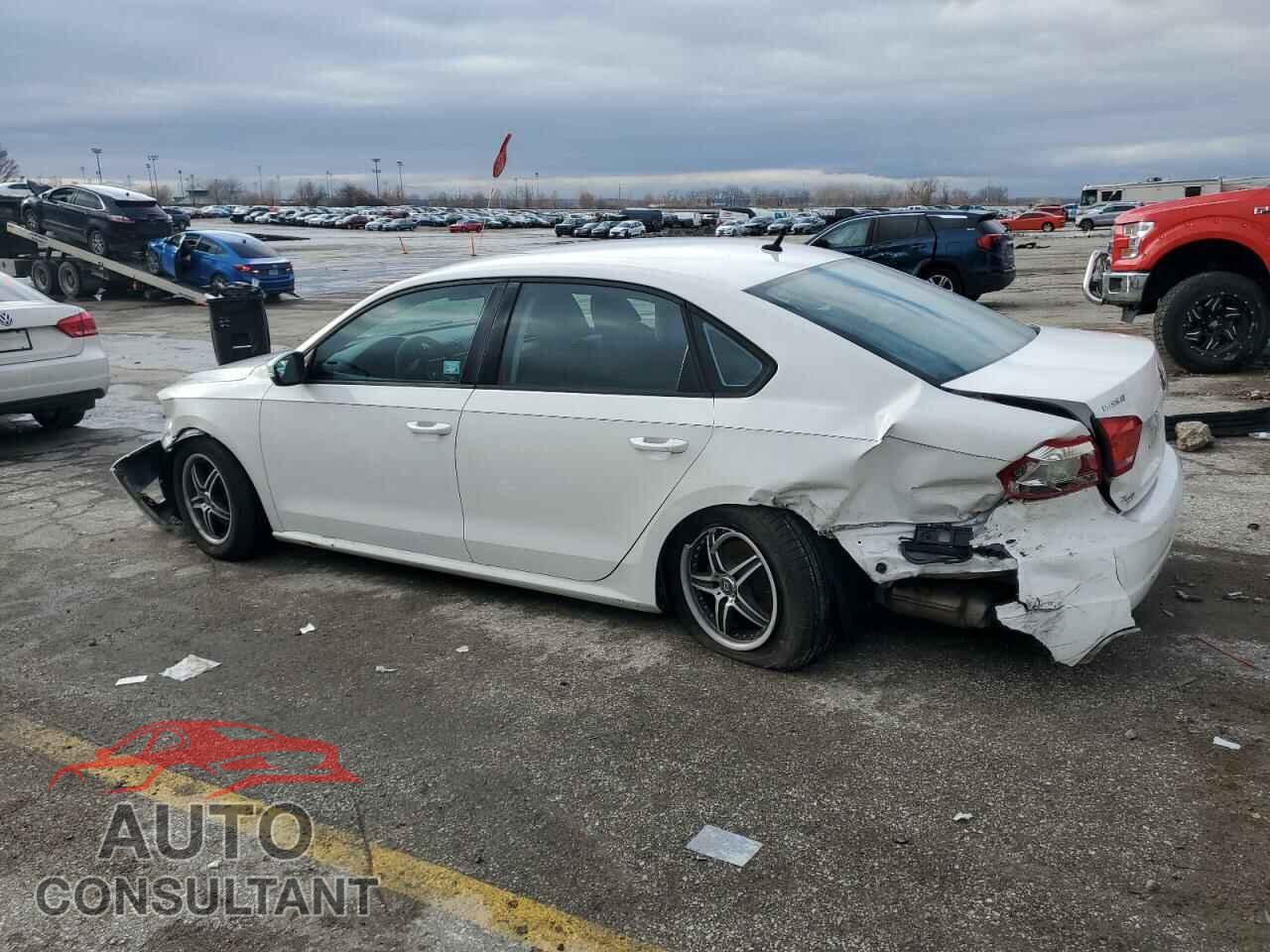 VOLKSWAGEN PASSAT 2014 - 1VWAP7A33EC006721