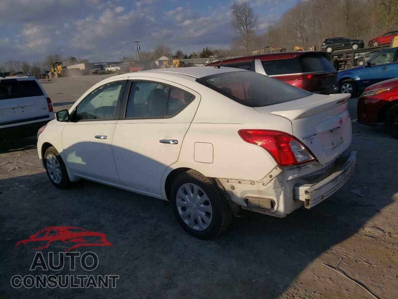 NISSAN VERSA 2017 - 3N1CN7AP3HL833201