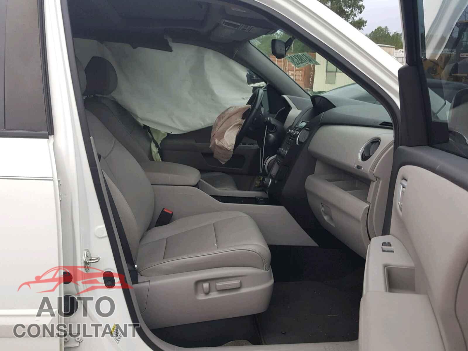 HONDA PILOT EXL 2015 - 5FNYF3H66FB001806
