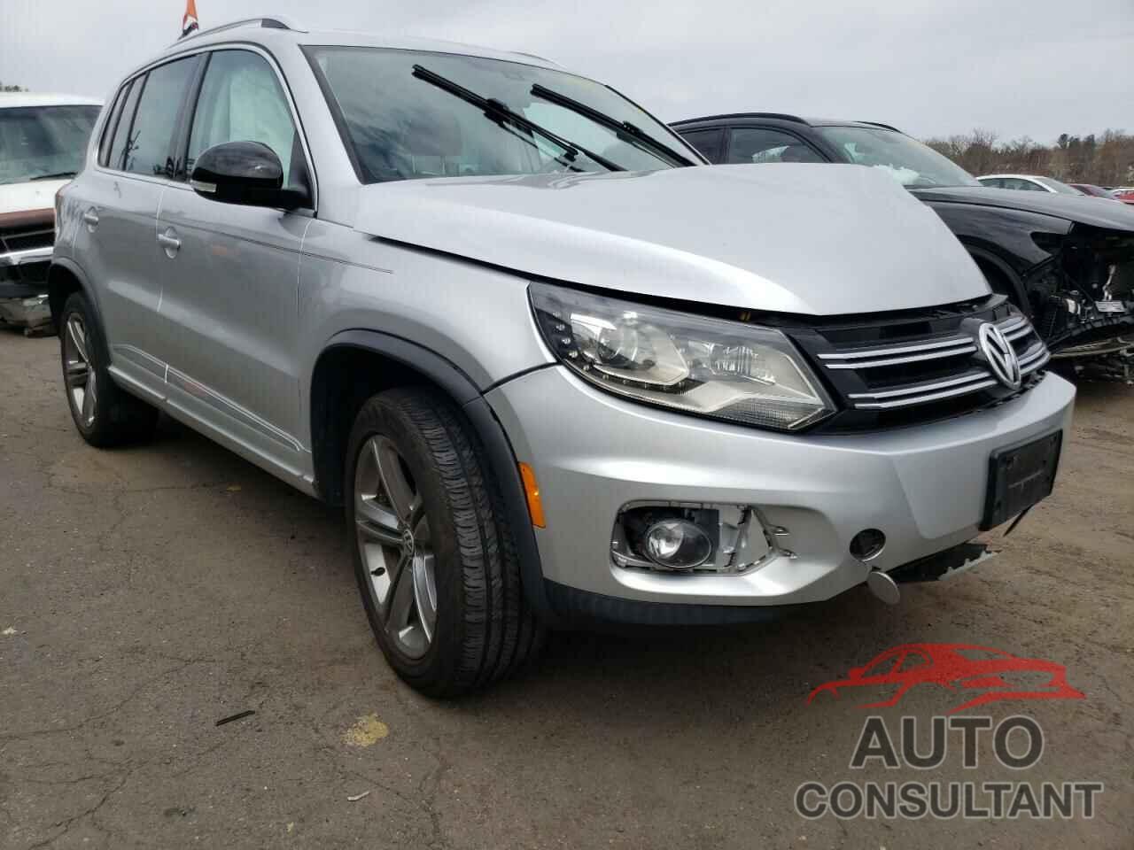 VOLKSWAGEN TIGUAN 2017 - WVGUV7AX6HW507464