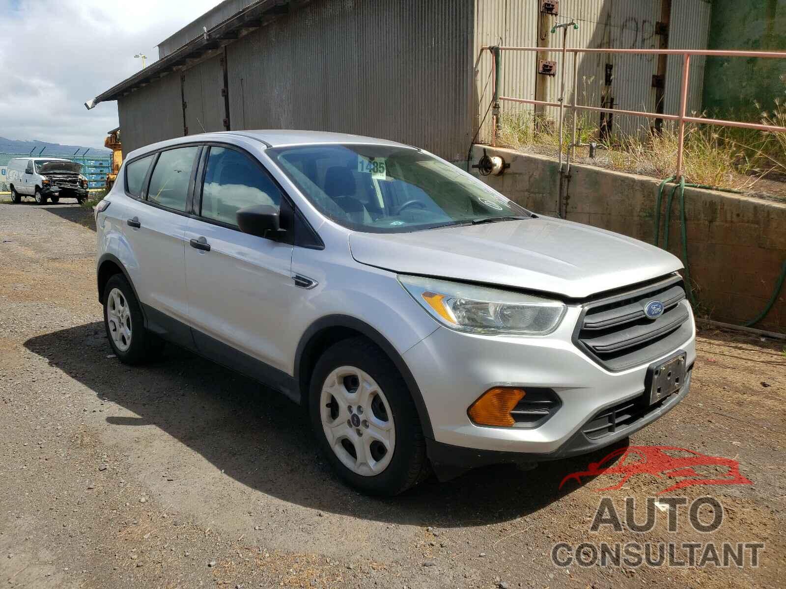 FORD ESCAPE 2017 - 1FMCU0F74HUC67776
