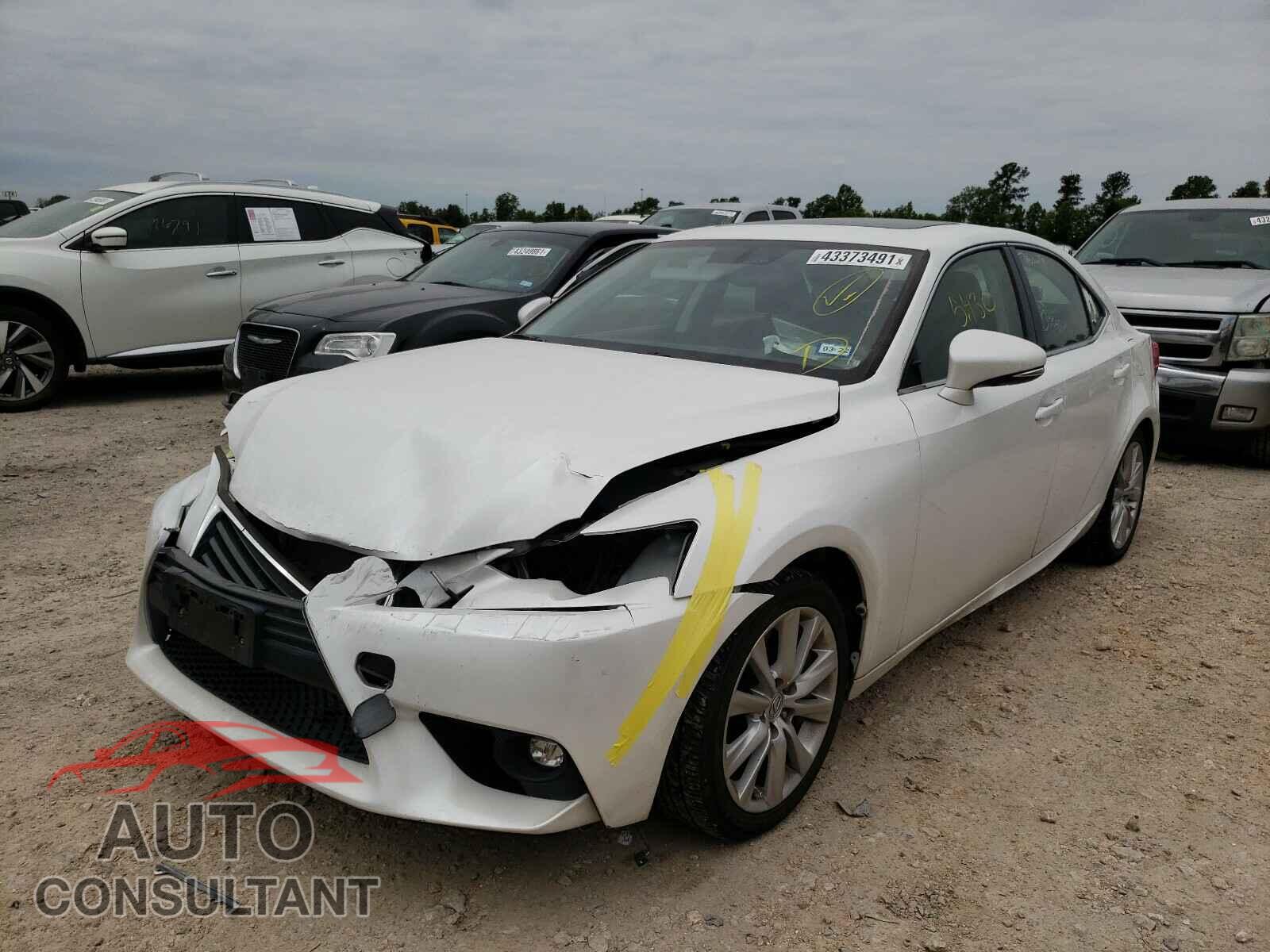 LEXUS IS 2016 - JTHBA1D25G5020215