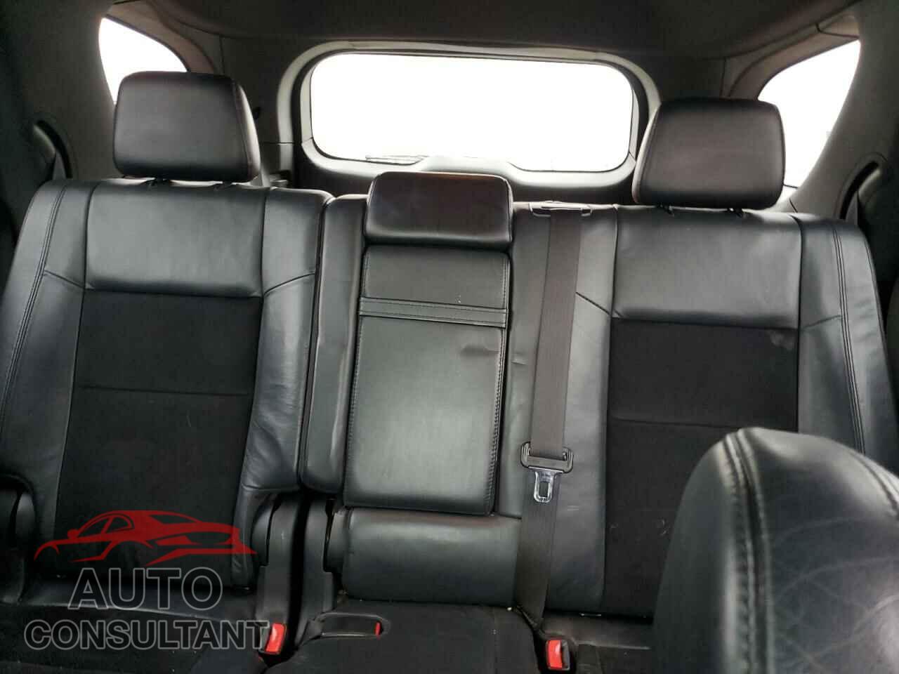 DODGE DURANGO 2018 - 1C4RDJDG1JC307718
