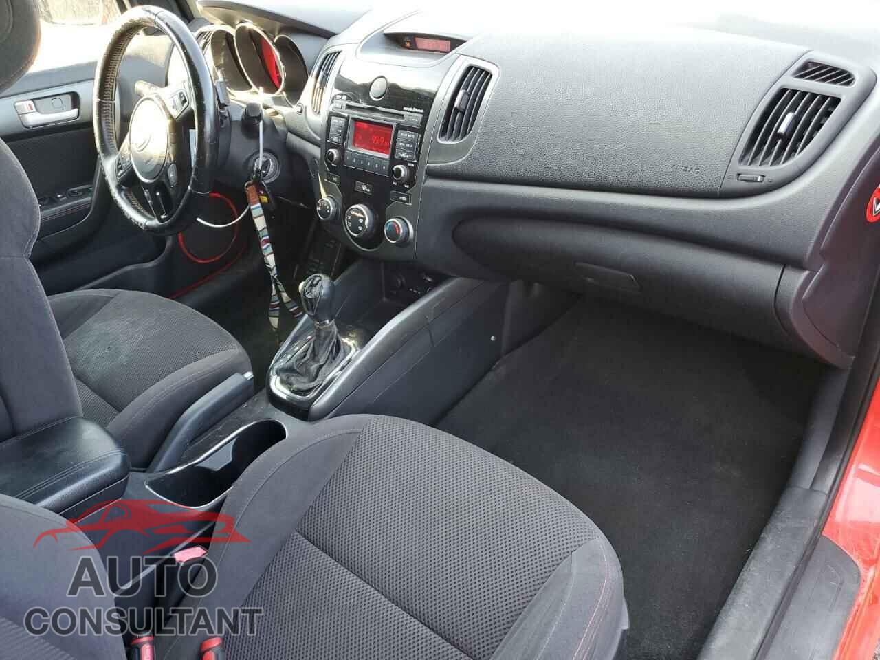KIA FORTE 2013 - KNAFW6A38D5688761