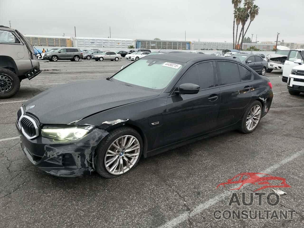 BMW 3 SERIES 2023 - 3MW39FF01P8D05937